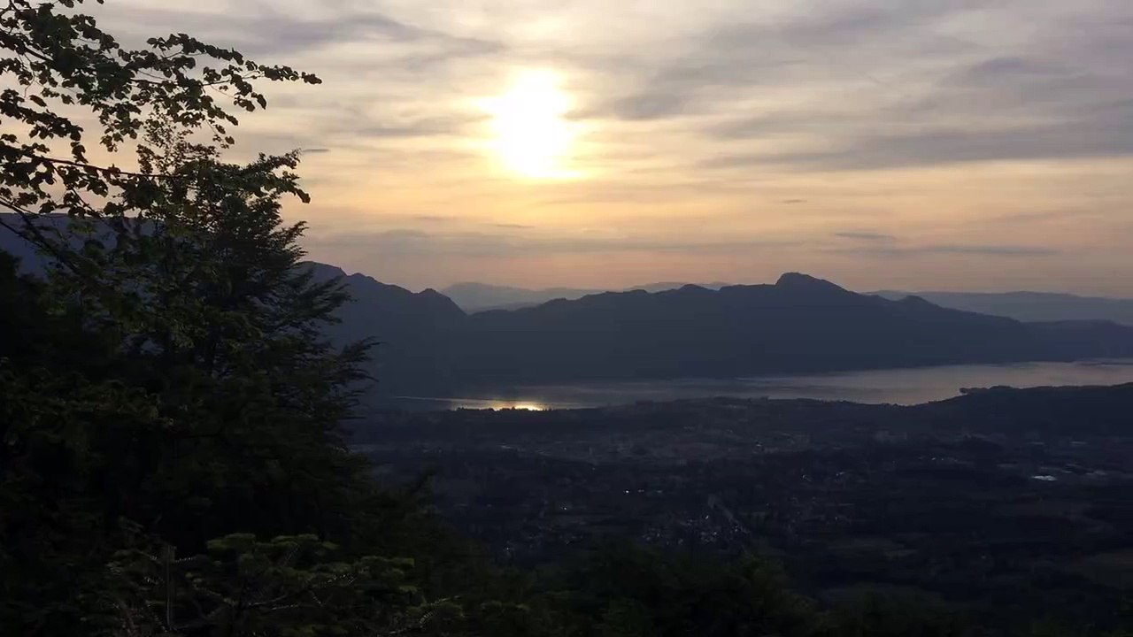 Vue depuis la table ronde montée pertuiset revard