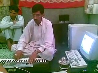 Pa Khyali darbar sa warshum wada zarum pa arman by zakir iqbal