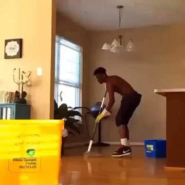 Quand ta chanson préférée passe à la radio