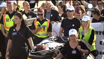 Protesting healthcare workers in Budapest demand better conditions