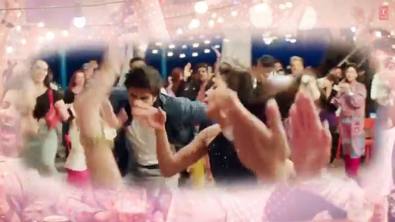 gallan goodiyaan full vedio song DILLL DHADAKNE DO