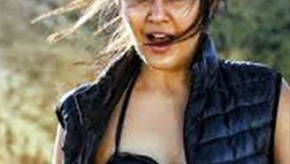 Actress Rashi Khanna hot n spicy