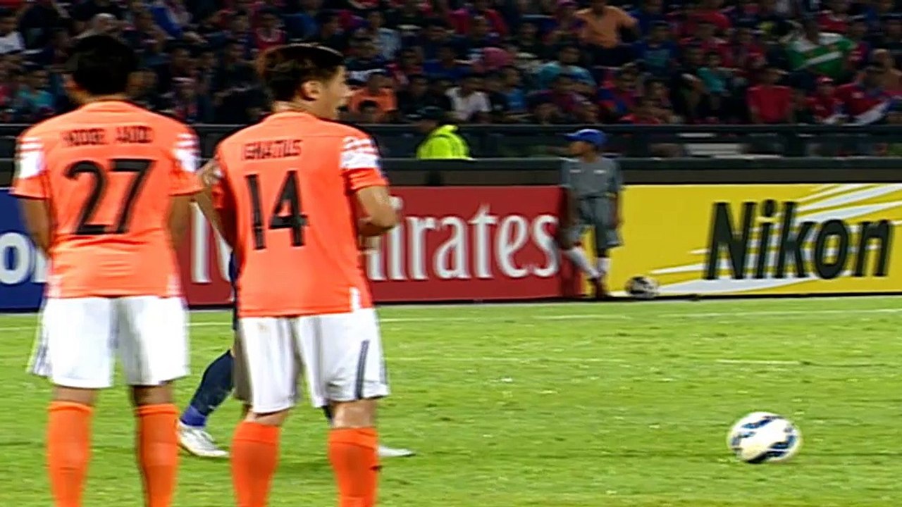 Safee Sali scores sweet scissor-kick