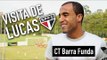 Lucas visita o CT da Barra Funda - São Paulo FC
