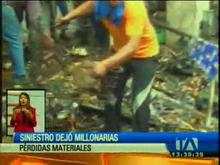 Voraz incendio consumió supermercado en Los Ríos