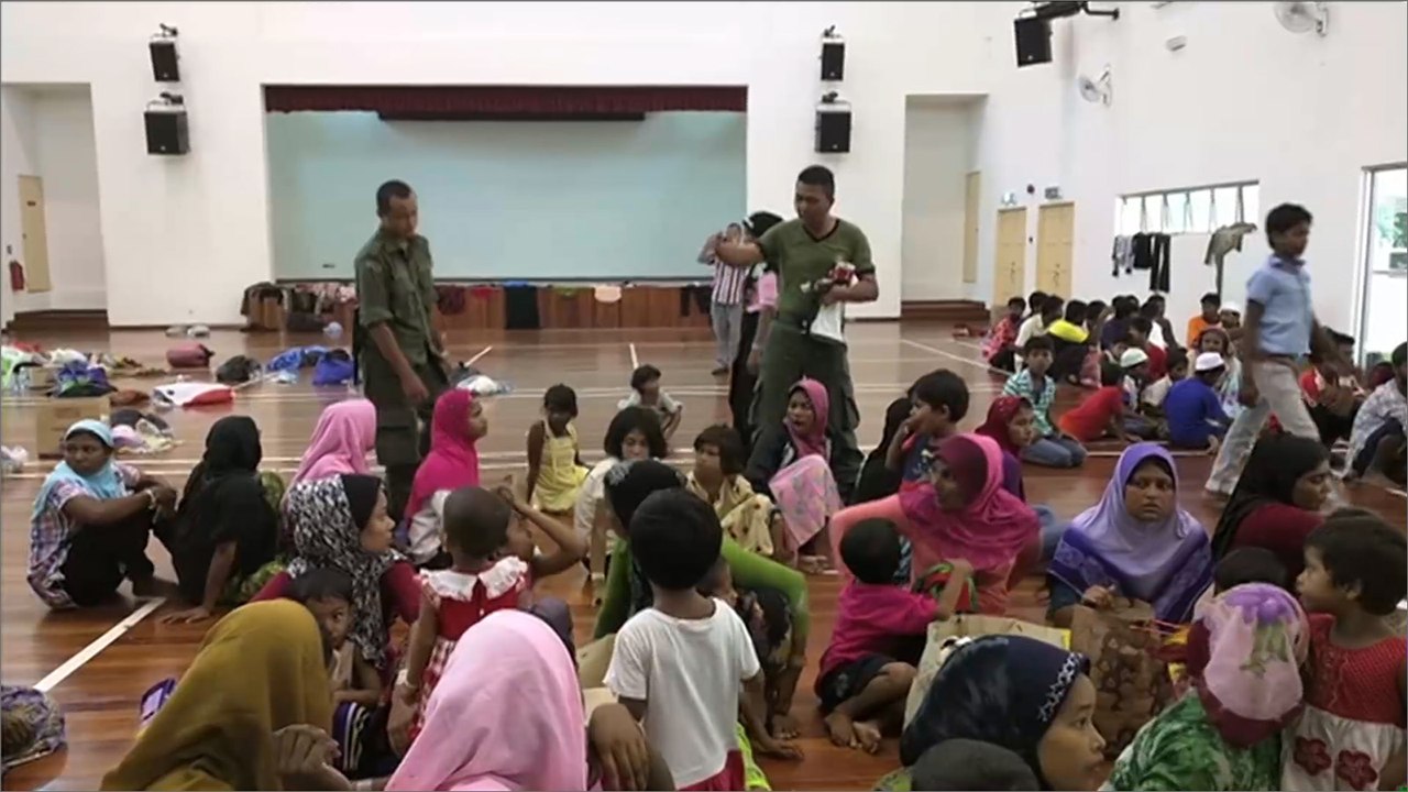 السلطات الماليزية تفكك عصابات لتهريب البشر