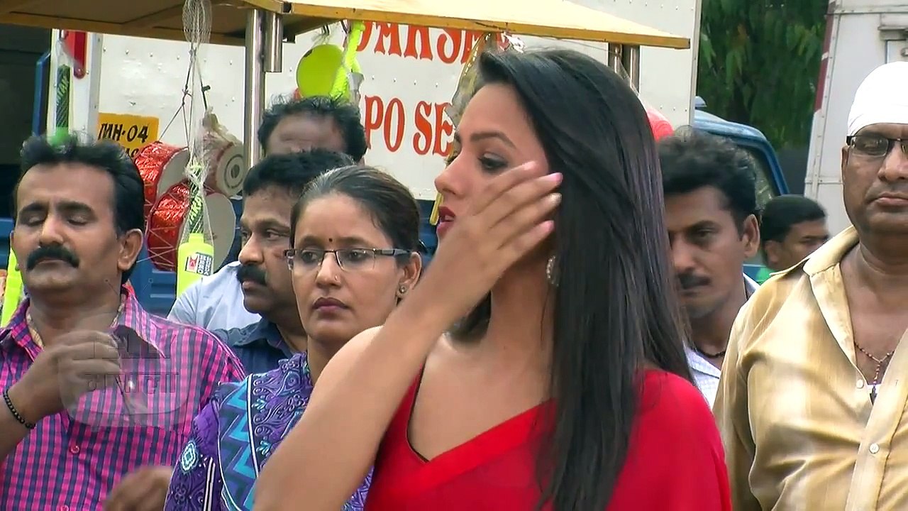 Ye Hai Mohabbatein 18th May 2015 - Shagun Leaves Ruhi And Adi In Fire - Ishita Saves her Children