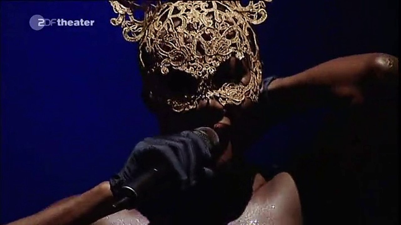 Grace Jones Slave To The Rhythm