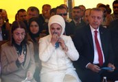 Cumhurbaşkanı Erdoğan ve Eşi Dinlediği Şiirde Gözyaşı Döktü