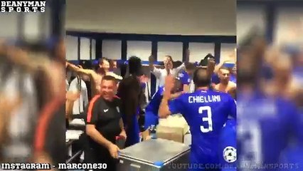 下载视频: Juventus Singing Songs after Knocking out Real Madrid - Real Madrid 1-1 Juventus - Champions League 2015