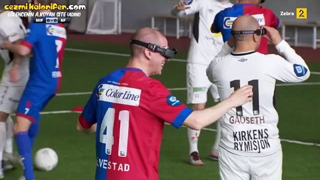 Sahayı Kuş Bakışı Gösteren Sanal Gözlükle Maç Yapmak