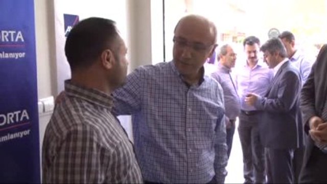 Elvan: Tarihi İpek Yolu'nu, İpek Demir Yolu'na Dönüştürmüş Oluyoruz