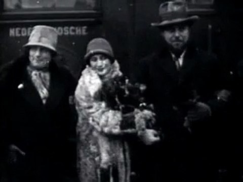 Aankomst danseres Anna Pavlova - 1 november 1927