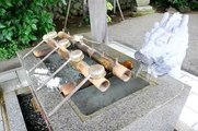 伊勢原市のパワースポット比々多神社の手水（神奈川県）