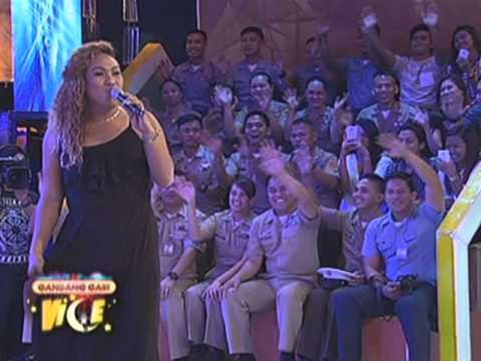 Negi impersonates Renz Verano's "Remember Me" on GGV
