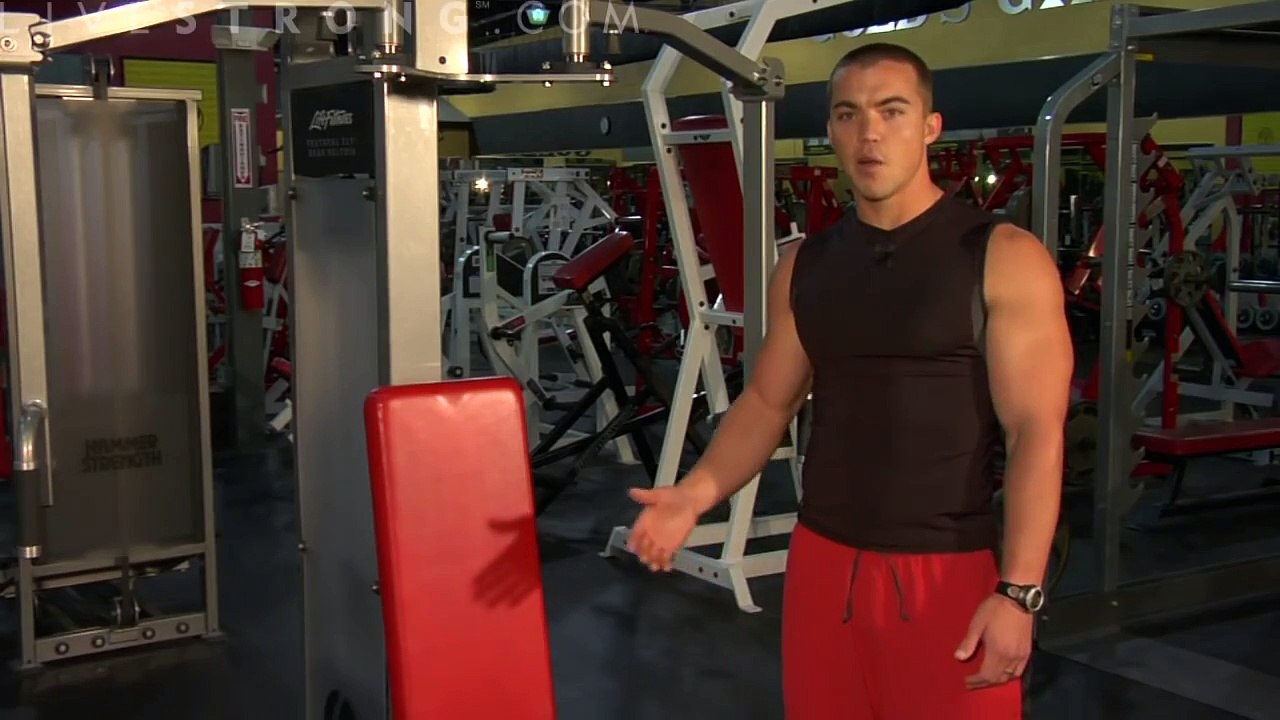 How to Do Chest Fly Exercises on a Machine