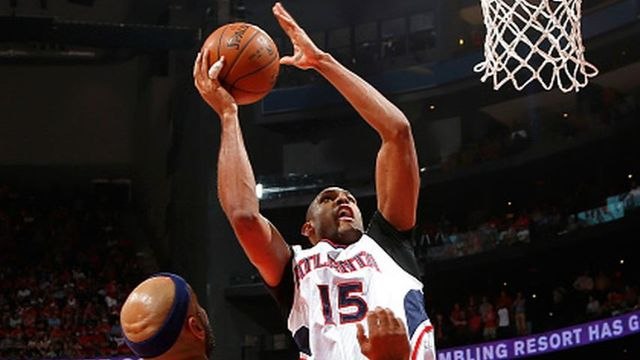 Vivlamore: Dramatic Win Gives Hawks Lead