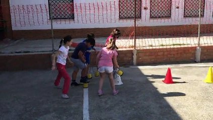 Actuacion de Mª Pilar, Miguel, Daniel, Maria, Juan y Silvia de 2º A