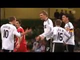 Lukas Podolski schlägt Michael Ballack bei Deutschland gegen Wales SPIEL
