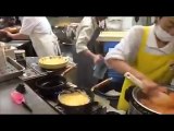 Making Japanese Omelette With Rice In 30 Seconds