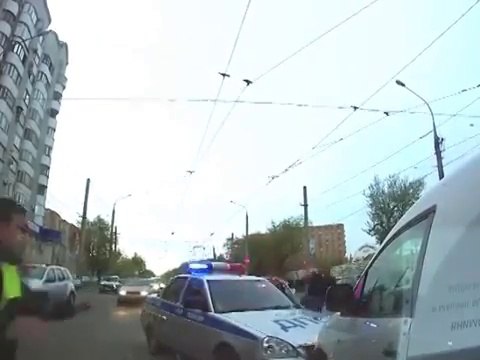 Сотрудники ДПС эффектно задержали подозреваемого в угоне