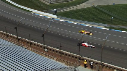 Aracın içinden kaza anı - sürücü Helio Castroneves