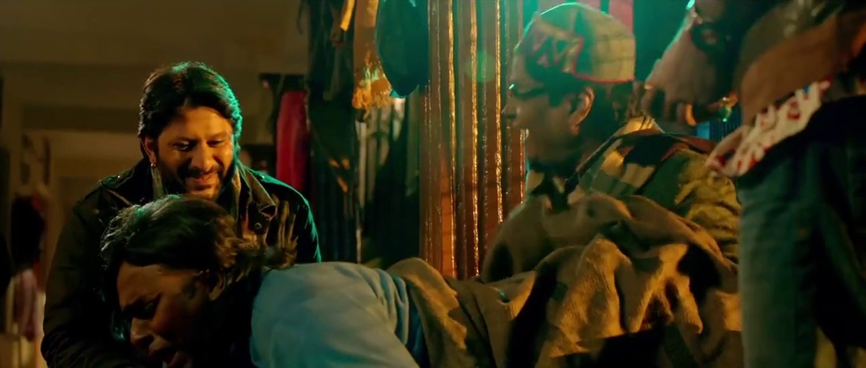 Guddu Rangeela - HD Hindi Movie Trailer [2015]
