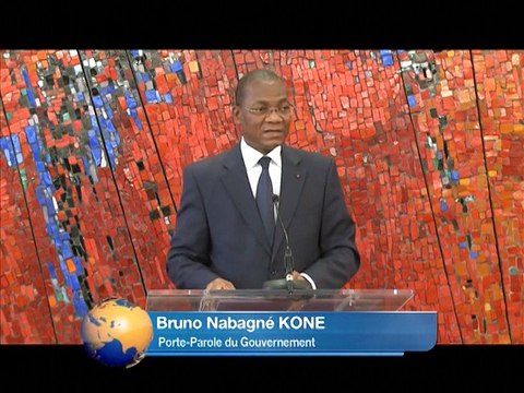 Le 20 Heures de RTI 1 du 13 mai 2015 avec Habiba Dembelé