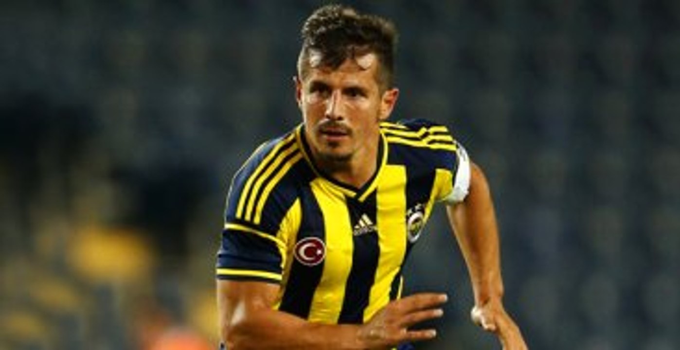 Emre Belözoğlu Saldırıya Uğradı