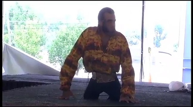 Danny Frasier sings ' CC Rider' at Elvis Week 2011 (video)