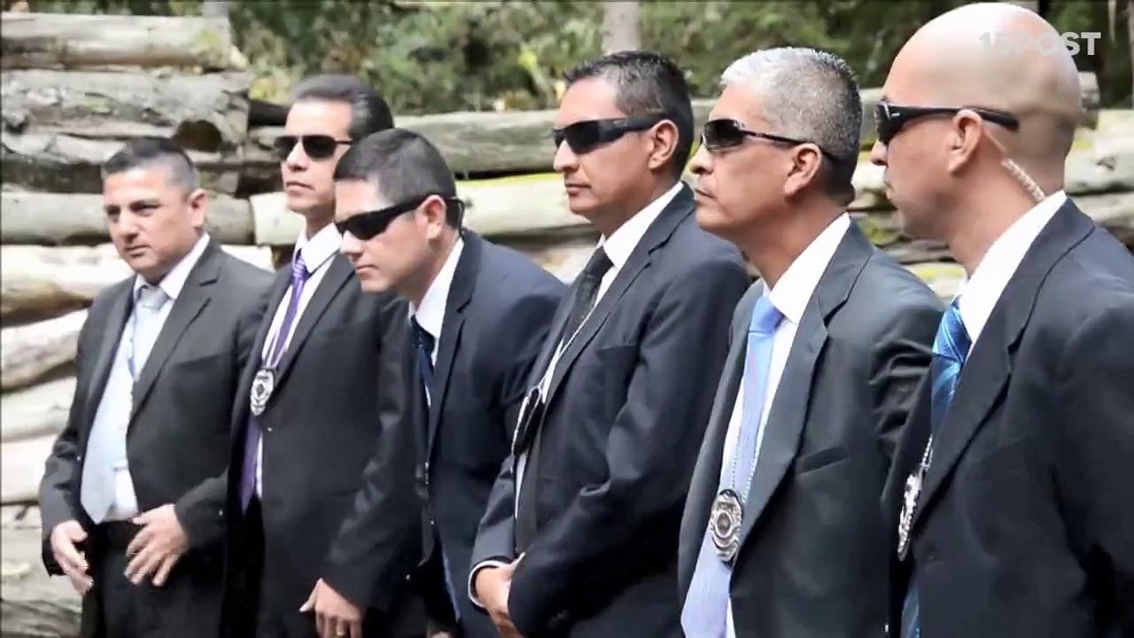 En Colombia hay un grupo de "Men in Black" para proteger a los amenazados de la guerra