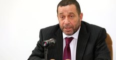 KKTC'de Başbakan Yardımcısı Serdar Denktaş Görevinden İstifa Etti