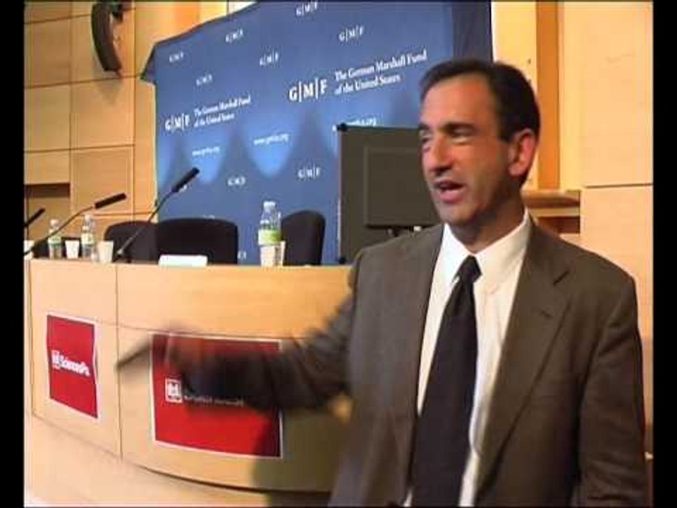 Obama à Sciences Po - Sciences Po TV lance l'invitation à un membre de son administration