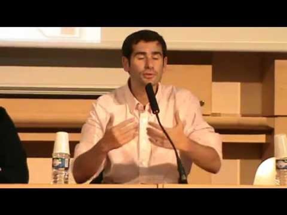 Lancar: "F.Hollande n'a jamais soutenu ce que le gouvernement a fait pour la jeunesse" (2011)