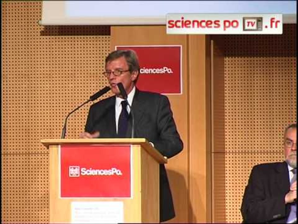 Quatre ministres des Affaires Etrangères en visite à Sciences Po (2009)