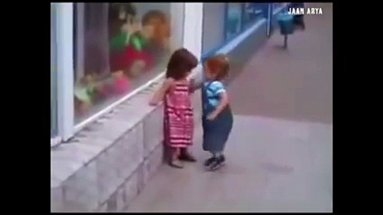 2 children love