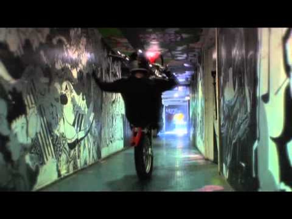 Skuff TV Action Sports and Carnage - Crazy French man putting his life on the line