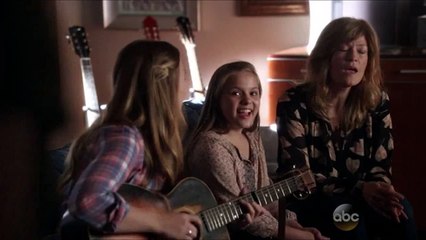 Video herunterladen: Lennon & Maisy {Nashville S03E22} [SEASON FINALE]