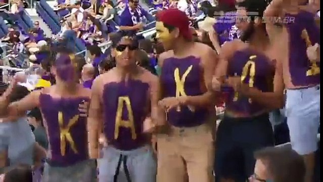 Para Kaká, Cristiano Ronaldo é ícone do futebol moderno e Messi é gênio