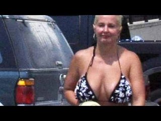 Full-figured Madelyn Sheaffer banned from water park for wearing bikini