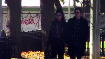Robert Pattinson and FKAtwigs strollingToronto 03.11.2014,Venice Beach 23.04.2015