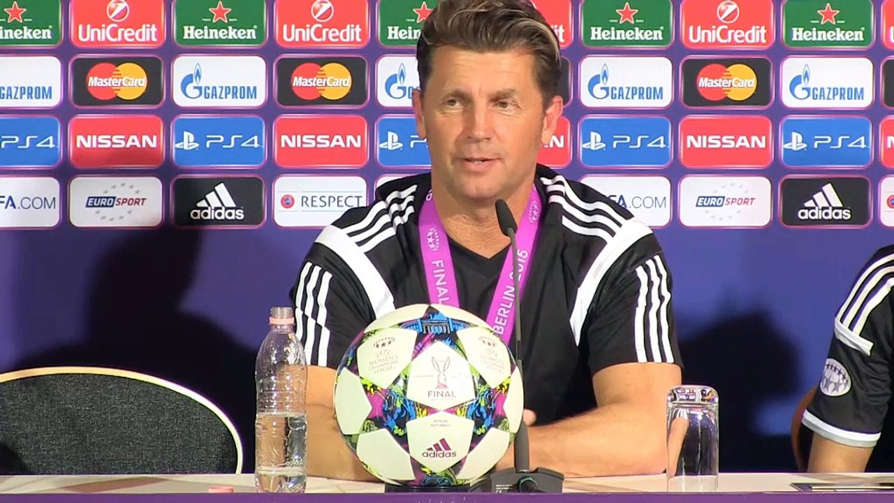 Titel-trainer bell: "mädels für ewig dankbar"