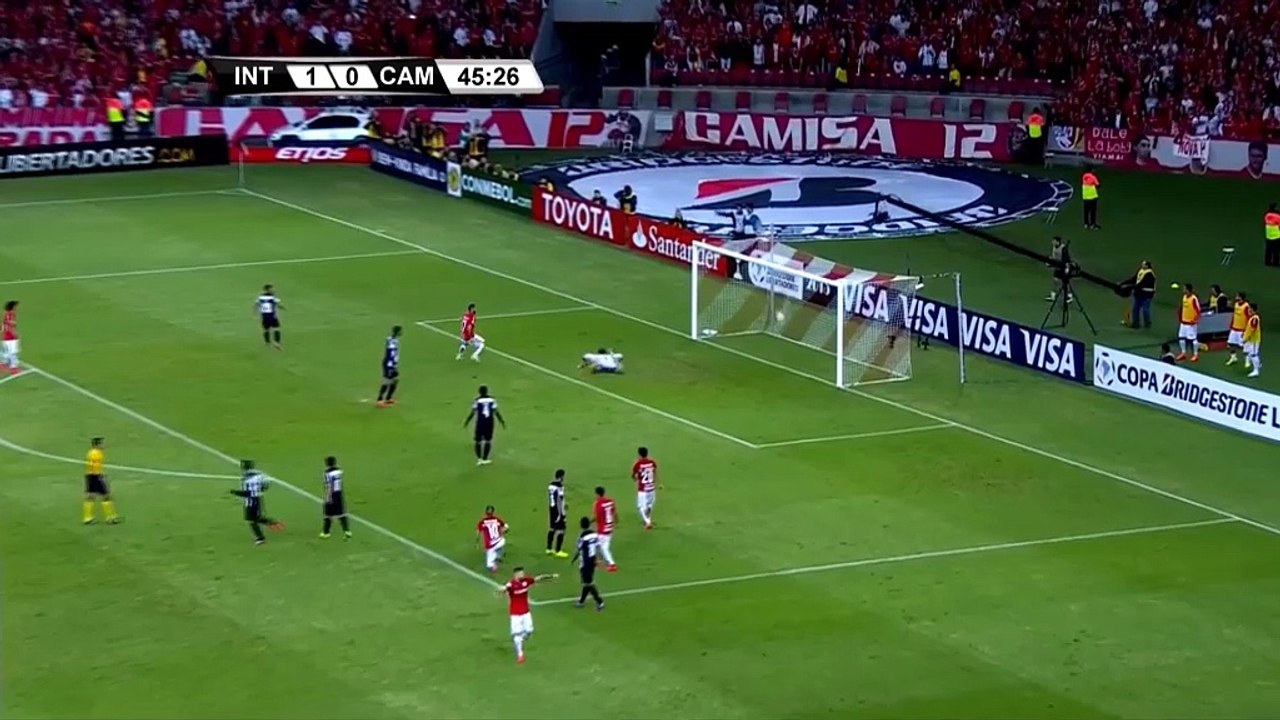 Copa Libertadores: Ex-Wolf mit Traumschlenzer