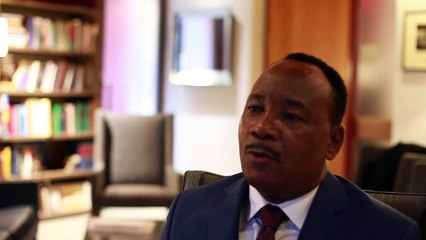 3 with IOP: Issoufou Mahamadou