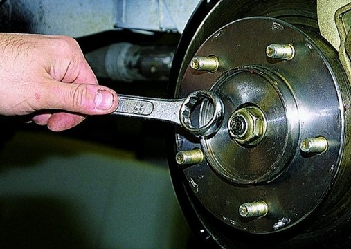 Регулировка ступицы . ваз 2107