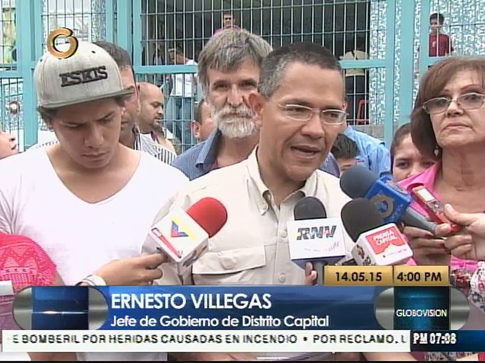 Villegas pidió "honor y gloria" para bombero fallecido por incendio