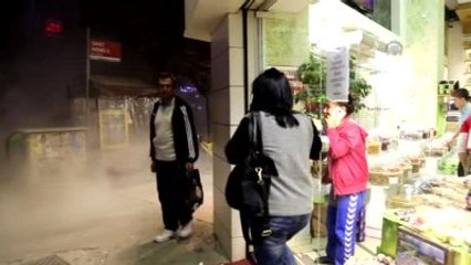 Alev Alan Otomobili Gözyaşlarıyla İzlediler