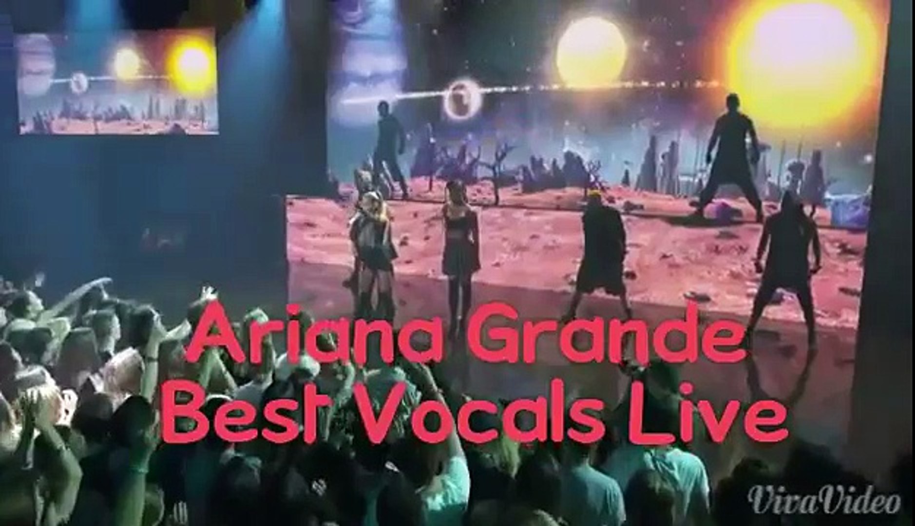 ⁣Ariana Grande Best Vocals Live!