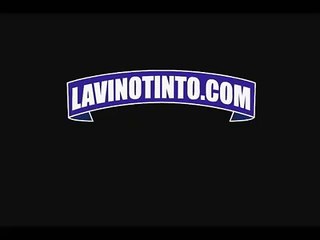 Futbolista es agredido durante entrevista en vivo