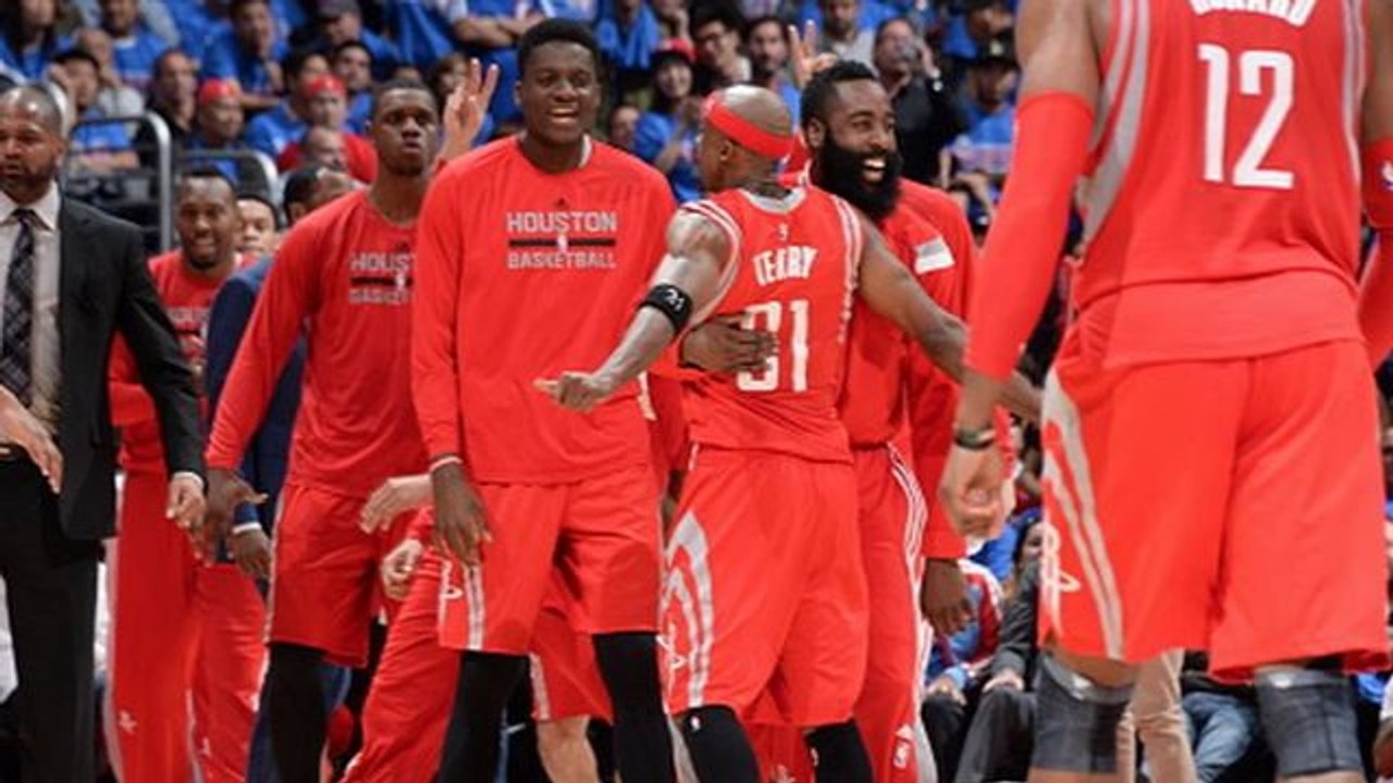 Rockets Stun Clippers, Cavs Advance